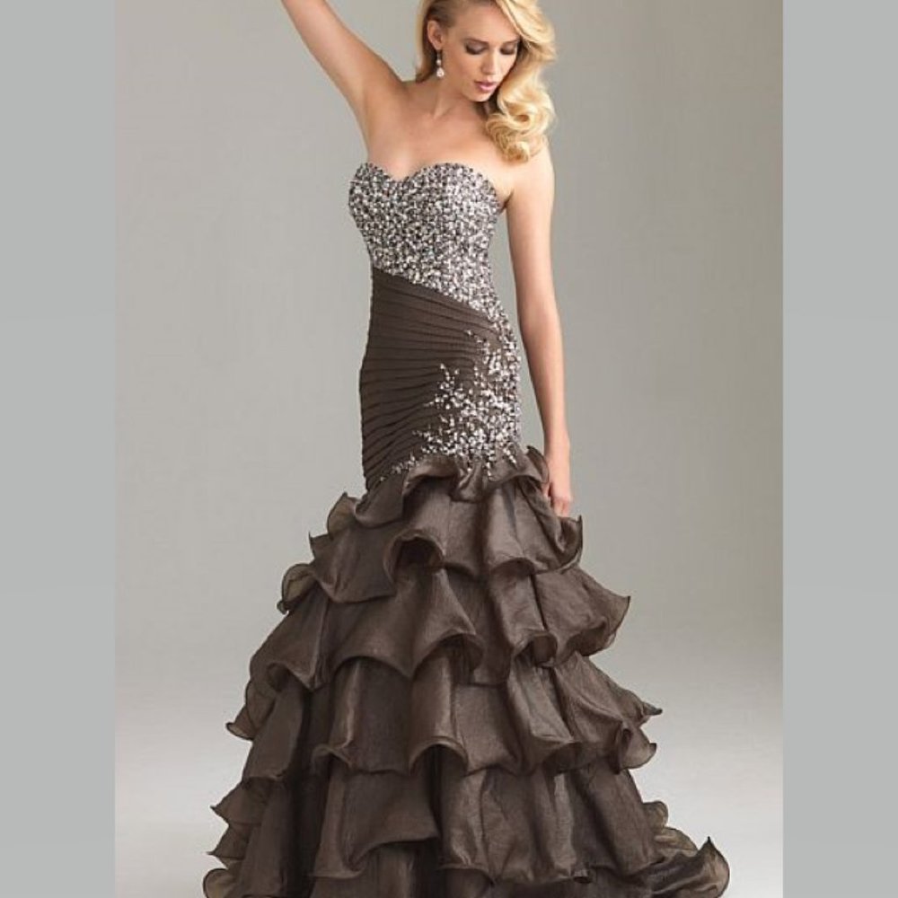 NIGHT MOVES CHOCOLATE EMBELLISHED PROM/FORMAL GOWN SIZE 2